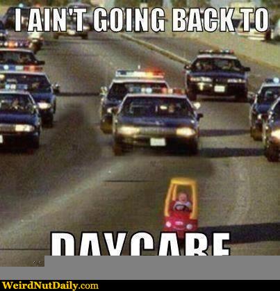 funny baby driving carphoto